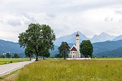 管理模拟游戏《不死公司》新预告展示游戏玩法